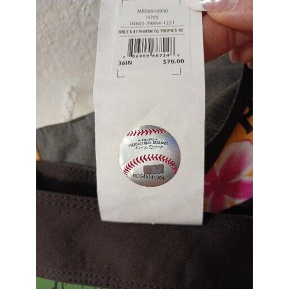 Hurley MLB Swim Trunks SAN DIEGO PADRES Mens Sz 36 Yellow Board Shorts Tropical - Picture 2 of 16